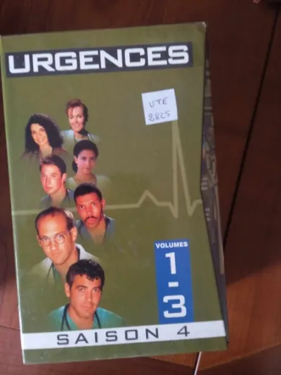 Vhs "urgences" saisons 4 - CD, DVD & Vinyles - Saint-Satur (18300)