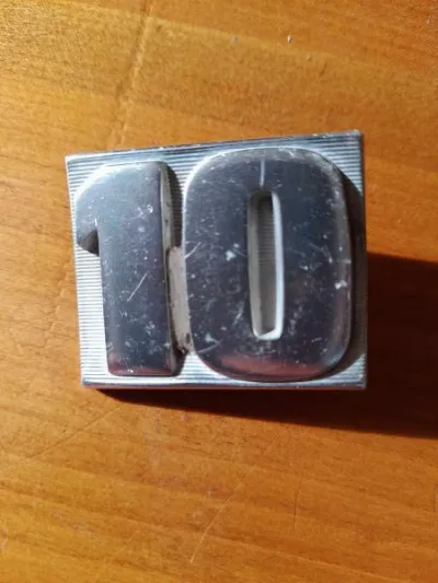 Monogramme , logo , insigne renault 10 - photo 2