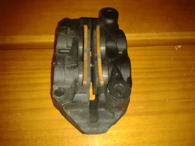 Étriers de frein avant gauche suzuki gs1000s 2021 - photo 4