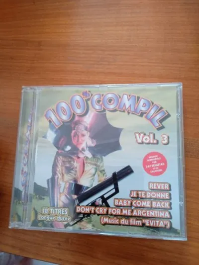 Cd "100% compil" - CD, DVD & Vinyles - Saint-Satur (18300)
