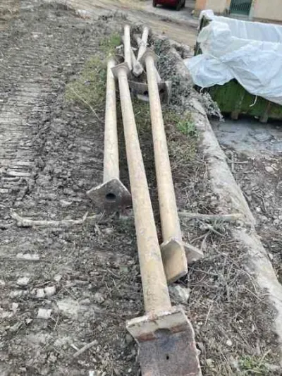 Colonne en fonte ancienne (1879) - photo 3