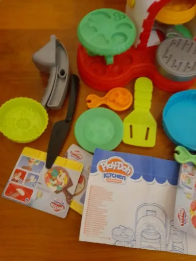 Jeu play doh - kitchen création - Jeux & Jouets - Saint-Satur (18300)