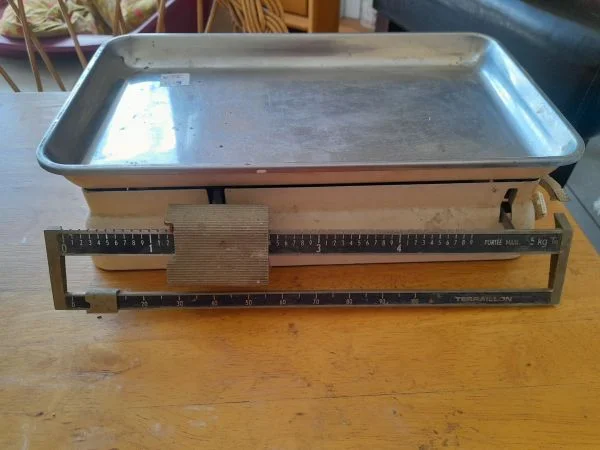 Ancienne balance de ménage téraillon - Collection - Saint-Satur (18300)