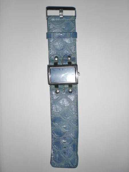 Montre neuve ou lot 4 piercing - Bijoux & Montres - Sochaux (25600)