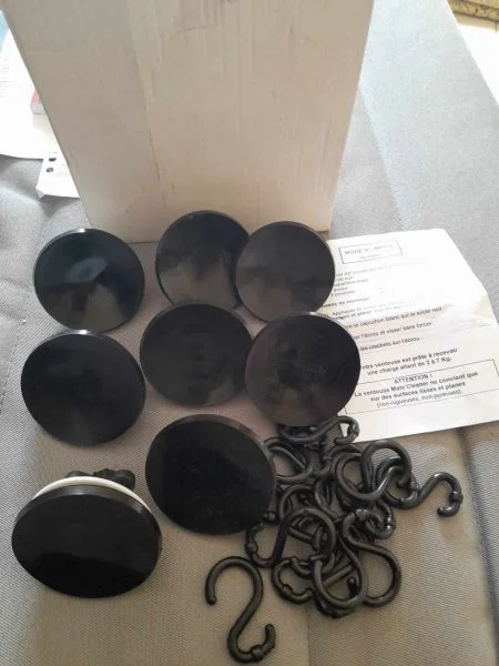 Lot 8 ventouses de fixation mats cleaner - Bricolage - Saint-Satur (18300)
