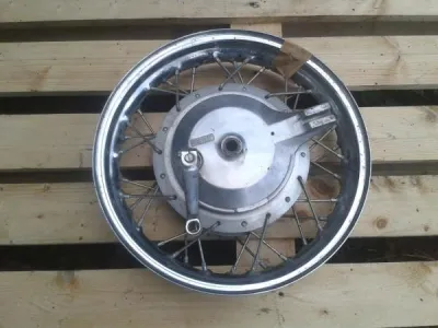 Roue arriére suzuki 650 ls 1994 - photo 2