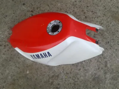 Faux réservoir yamaha 600 fzr 1989 - photo 2