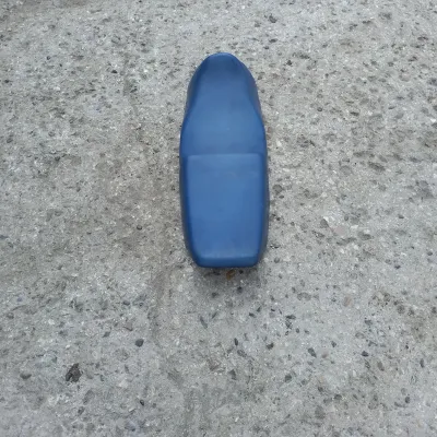 Selle suzuki 125 rgt gama 1987 - Équipements Moto