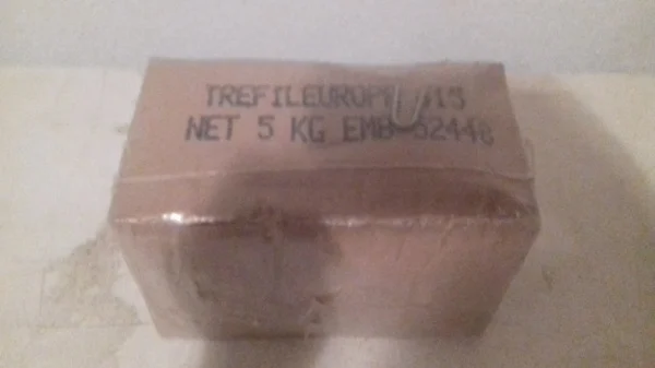 Paquet de 5 kg de clou cavaliers - Bricolage - Saint-Satur (18300)