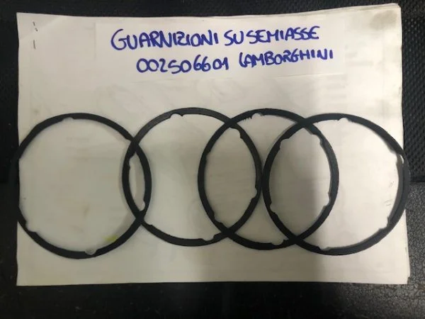 Joints d' arbre d'essieu pour lamborghini miura - Équipements Auto - Nice (06000)