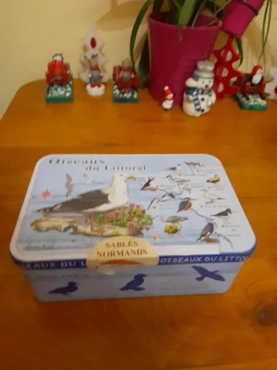 Boite métal publicitaire vide sablés normand - photo 4