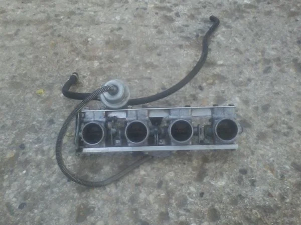 Rampe injection bmw serie k k100 lt 1988 - Équipements Moto - Dampleux (02600)