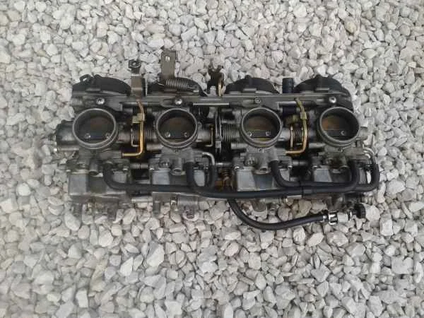 Rampe carburateur yamaha 1000 fazer 2007 - Équipements Moto - Le Mans (72000)