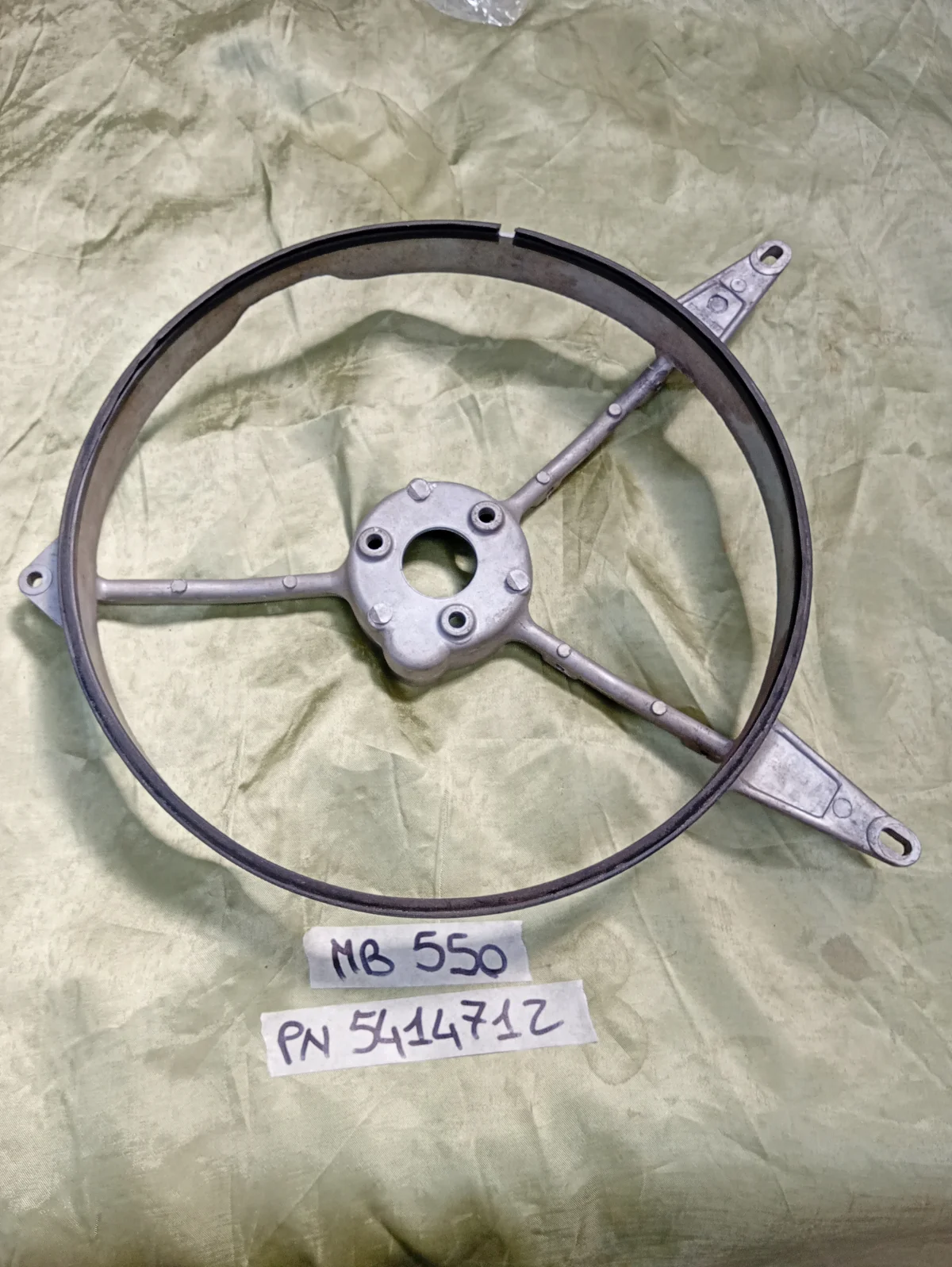 Support de ventilateur pour Maserati Merak - Équipements Auto - Nice (06300)