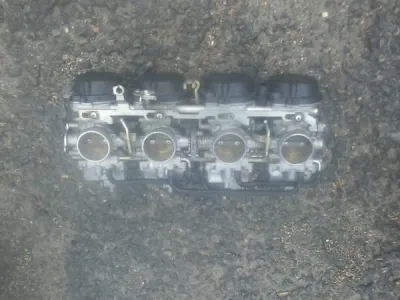 Rampe carburateur yamaha 1000 fazer 2002 - photo 2