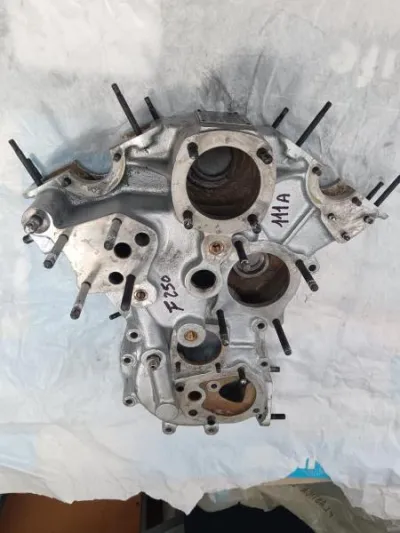 Carter de distribution pour ferrari 250 f128e - Équipements Auto - Nice (06000)