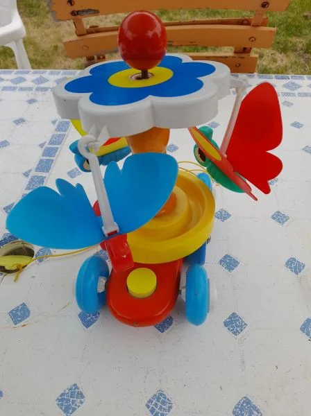 Jouet a tirer educalux - manège papillons - Jeux & Jouets - Saint-Satur (18300)
