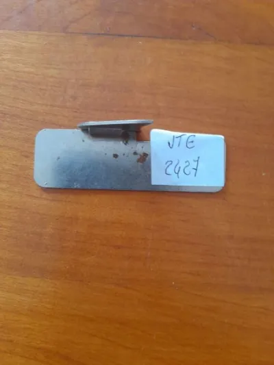 Ancien ouvre boite publicitaire en métal de poche - Collection - Saint-Satur (18300)