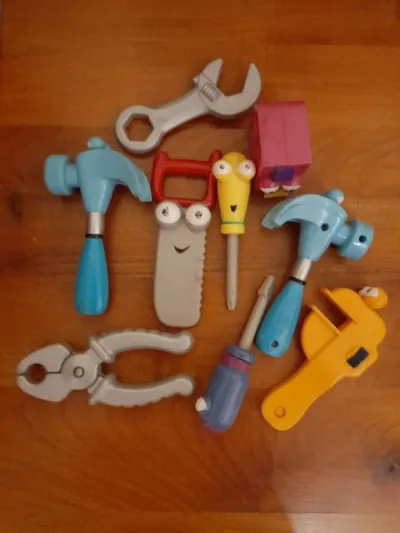 Lot outils jouets pour enfant en plastique - Jeux & Jouets - Saint-Satur (18300)