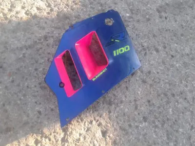 Flanc carénage droit rose suzuki 1100 gsxr 1991 - photo 4