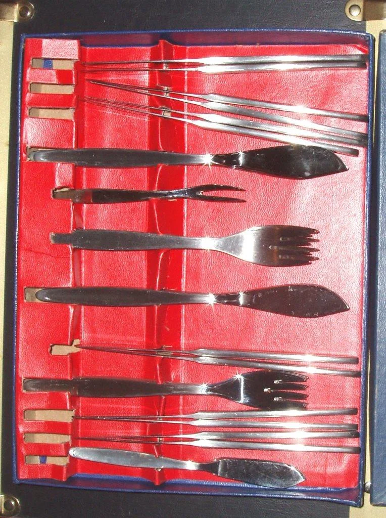 Ménagère neuve pour fruits de mer & livre - Arts de la Table - Paris 16e Arrondissement (75016)