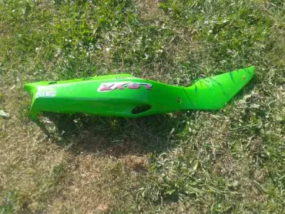 Cache latéral droit kawasaki zx6r 1997 - Équipements Moto - Le Pré-Saint-Gervais (93310)