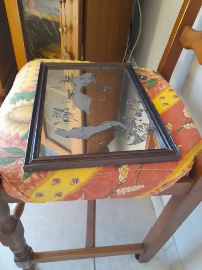 Ancien miroir sérigraphié femme avec panier - Décoration - Saint-Satur (18300)