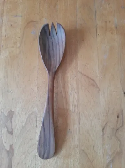 Cuillère à salade bois d'olivier - Collection - Saint-Satur (18300)