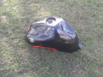 Réservoir yamaha fz6 /2 2010 - photo 3