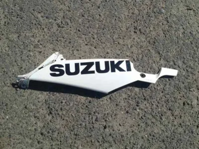 Demi sabot gauche suzuki 600 gsxr k7 2007 - Équipements Moto - Verberie (60410)