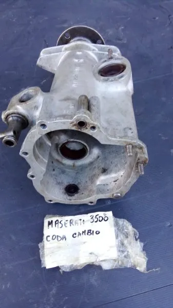 Carter arrière de boîte de vitesses zf s5-17 - photo 3