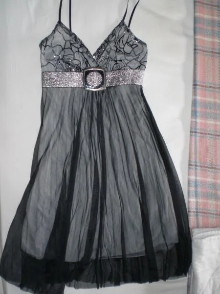 Robe t.38 ou t.u neuve - Vêtements Femme - Sochaux (25600)