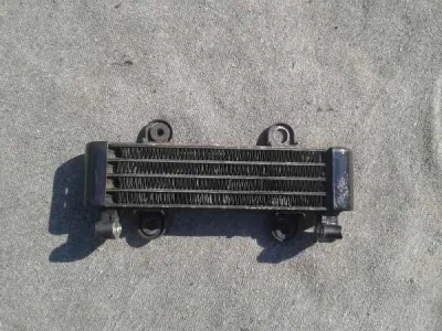 Radiateur huile kawasaki gpz 1100 zx 1983 - photo 4