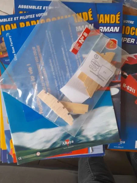 Lot pièces détachées de maquette en bois - Jeux & Jouets - Saint-Satur (18300)