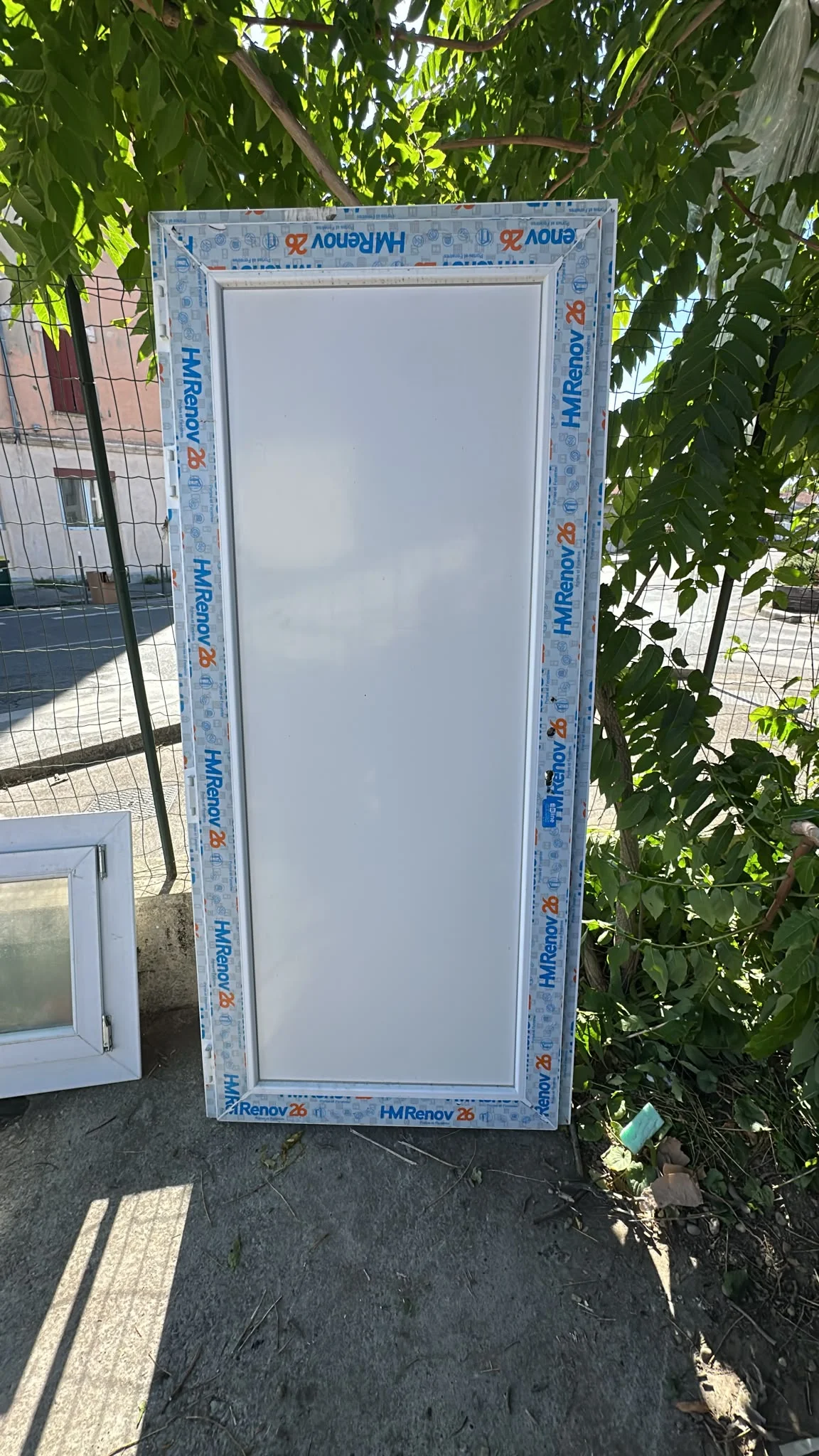 Porte de service pvc blanc Haut 2000/ Larg 900 - Bricolage - Chaponnay (69970)