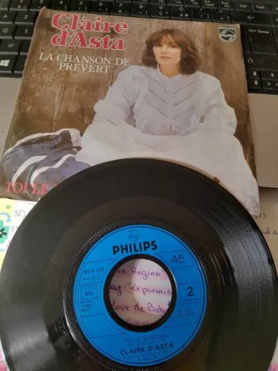 45t " claire d'asta " - CD, DVD & Vinyles - Saint-Satur (18300)