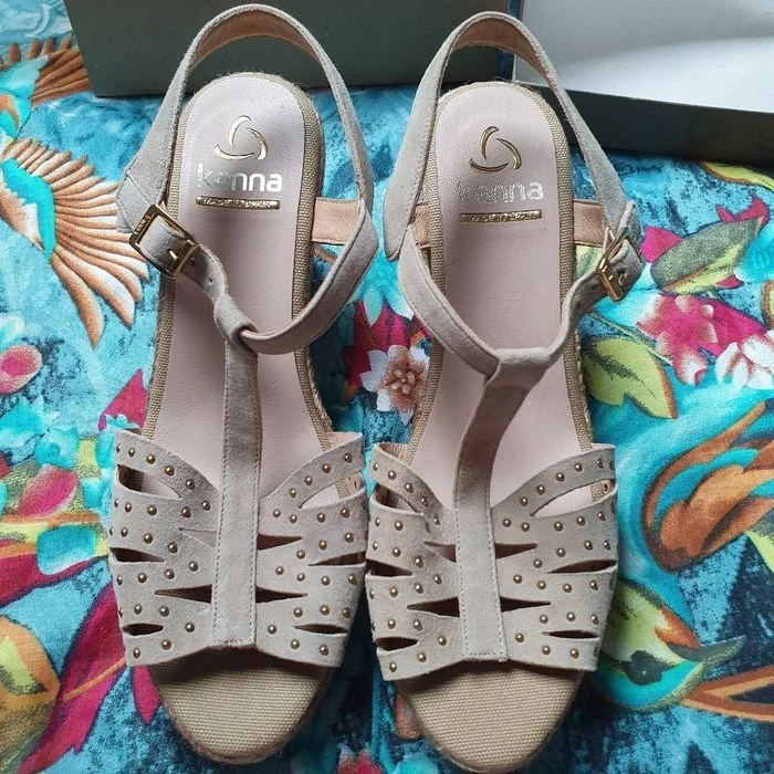 Sandales neuve taille 40. KANNA - Chaussures - Xhoris (4190)