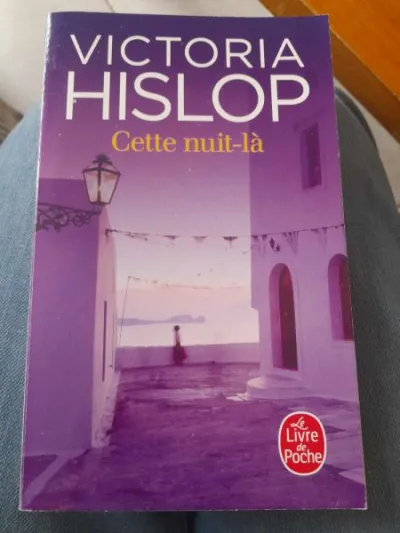 Cette nuit là - victoria hislop - photo 2