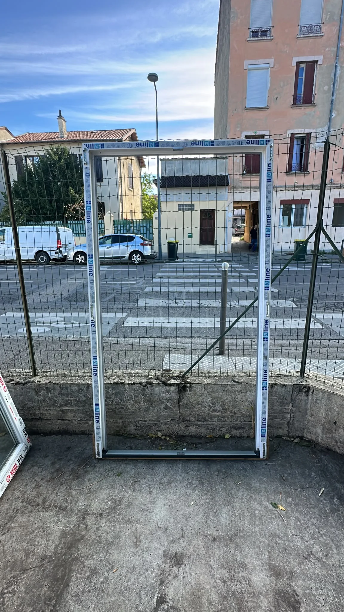 Cadre de porte fenêtre pvc blanc deux vantaux - Bricolage - Jonage (69330)