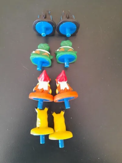 Lot 8 figurines pour jeu de société pokémon diamon - photo 2