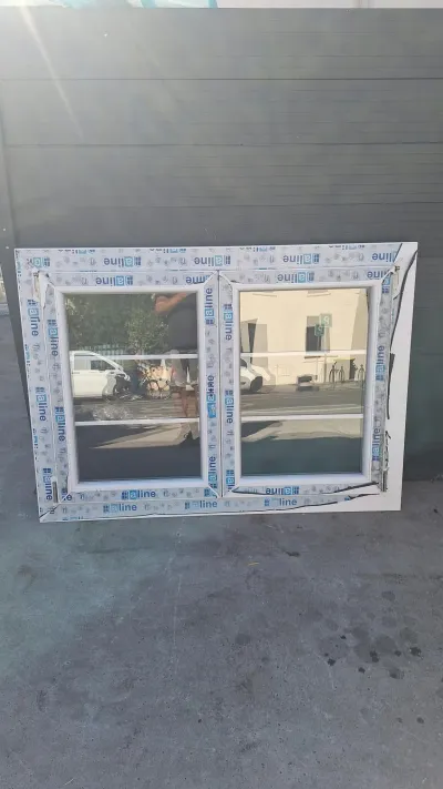 Fenetre pvc blanc deux vantaux Haut 880/Larg 1400 - Bricolage