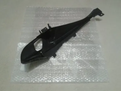 Intérieur carénage droit suzuki 600 gsxr k7 2007 - photo 4