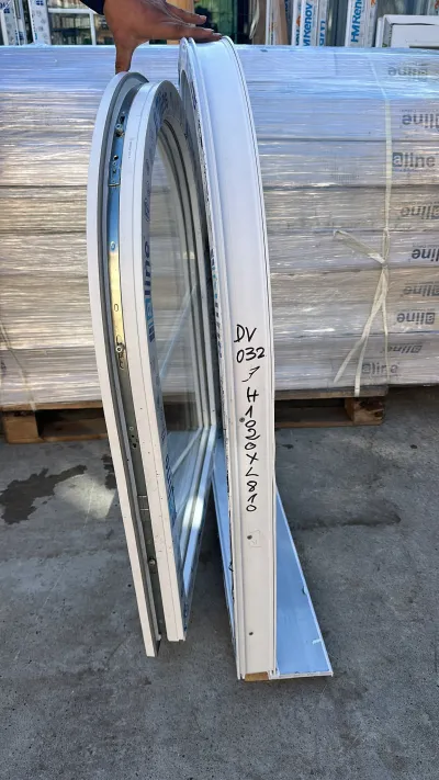 Fenêtre blanc un vantailHaut 1020/ Larg 810 - photo 2
