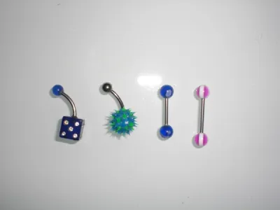 Montre neuve ou lot 4 piercing - photo 3