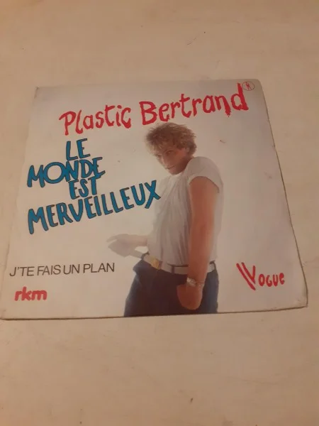 45 t " plastic bertrand" - CD, DVD & Vinyles - Saint-Satur (18300)
