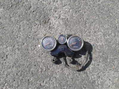 Tableau de bord suzuki 1200 bandit 1998 - photo 2