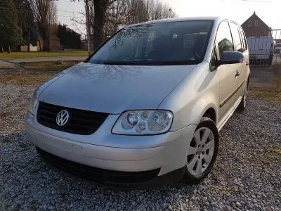 Vw touran 7places 1.9tdi 105cv 7place airco problè - Voitures