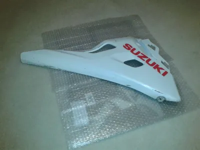 Demi sabot droit suzuki 125 gsxr 2022 - photo 2