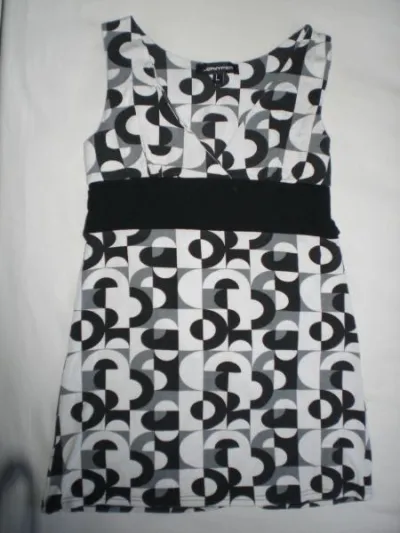 Haut t.36 ou t.38 ou t.40 neuf - photo 3