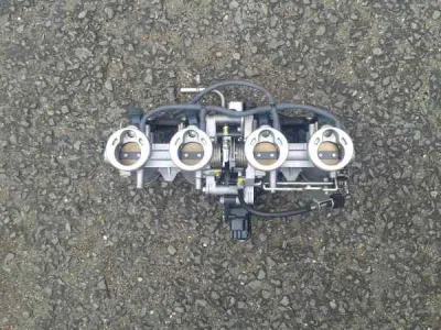 Rampe injection kawasaki z 750 2010 - Équipements Moto - Verberie (60410)